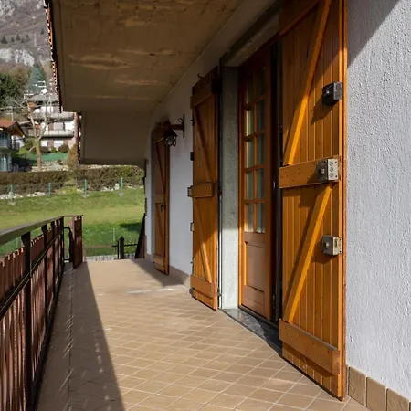 Casa Presolana Con Giardino E Box Auto Apartment *